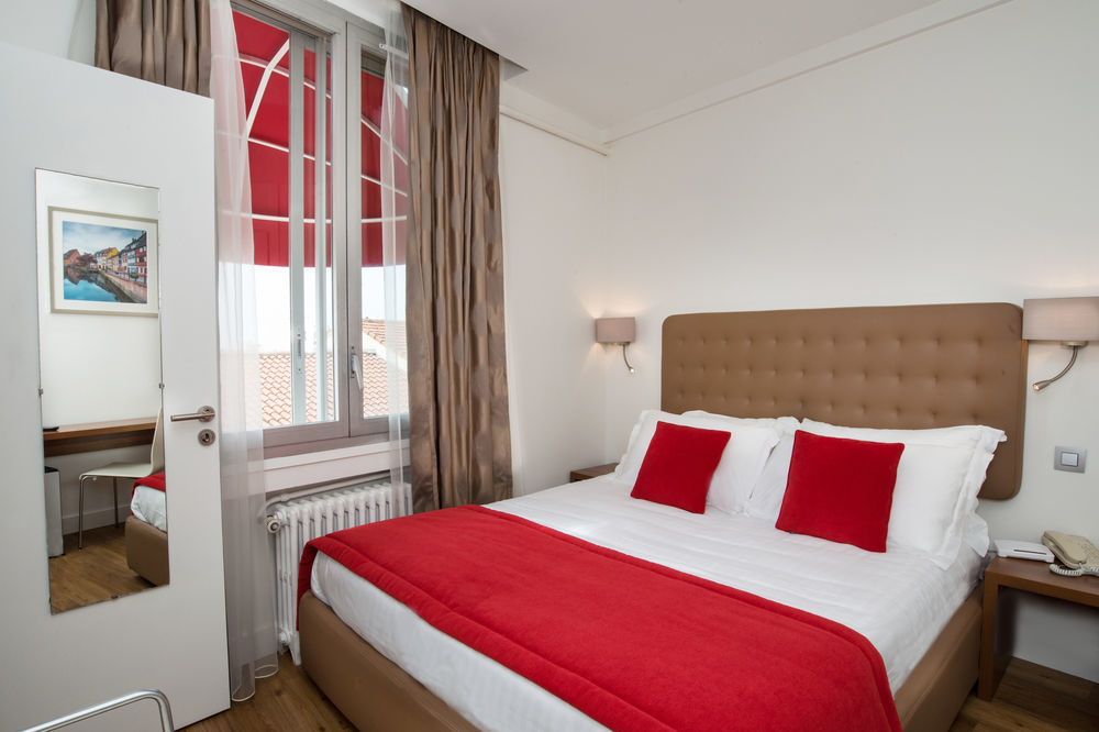 Hotel De France Канни Екстер'єр фото